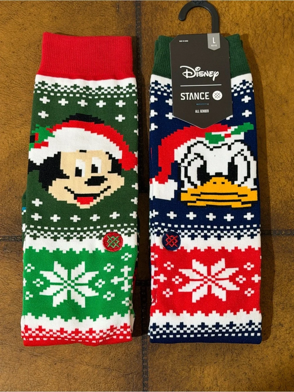 NEW DISNEY STANCE MICKEY MOUSE & DONALD DUCK SOCKS SIZE LARGE
